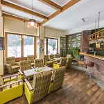 Gorski Kalatowki Hotel