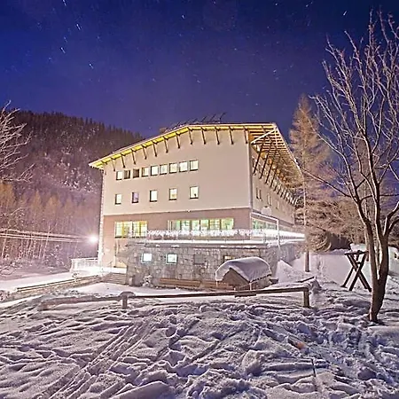 Gorski Kalatowki Otel *