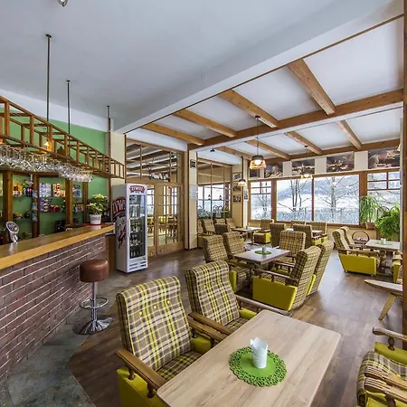 Gorski Kalatowki Hotel *